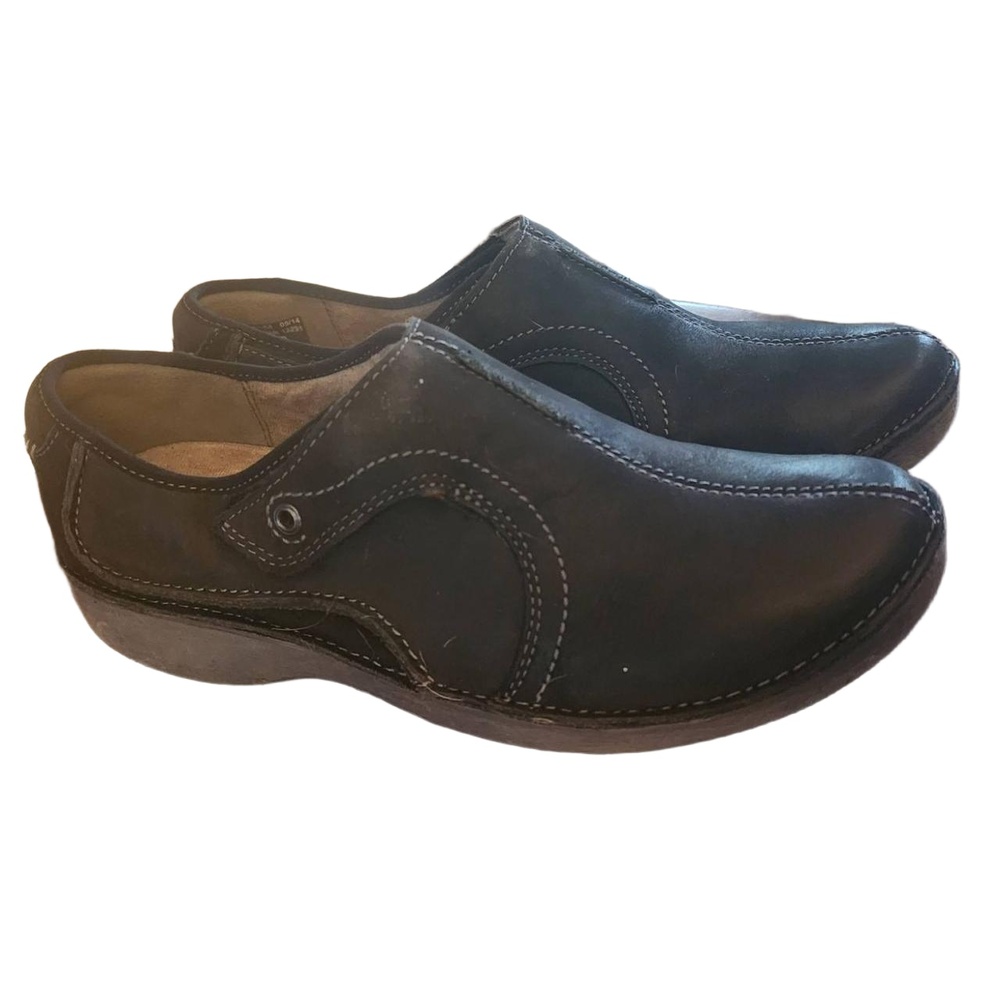 Clarks Shoes Mens Size 5 1/2 Black Slip-on Leather Stitch Detailing Comfort
